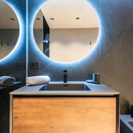 Apartmán Lagoc0c00n - Colazione - 300m Stazione - 800m Desenzano del Garda