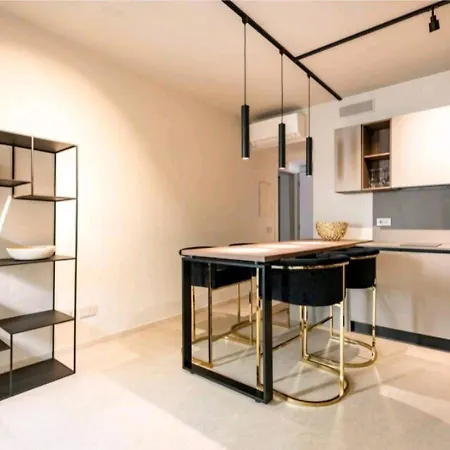 Lagoc0c00n - Colazione - 300m Stazione - 800m