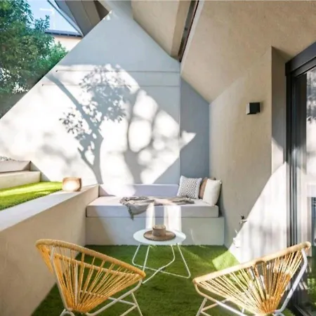 Lagoc0c00n - Colazione - 300m Stazione - 800m Desenzano del Garda